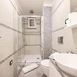 Anita Apartman *